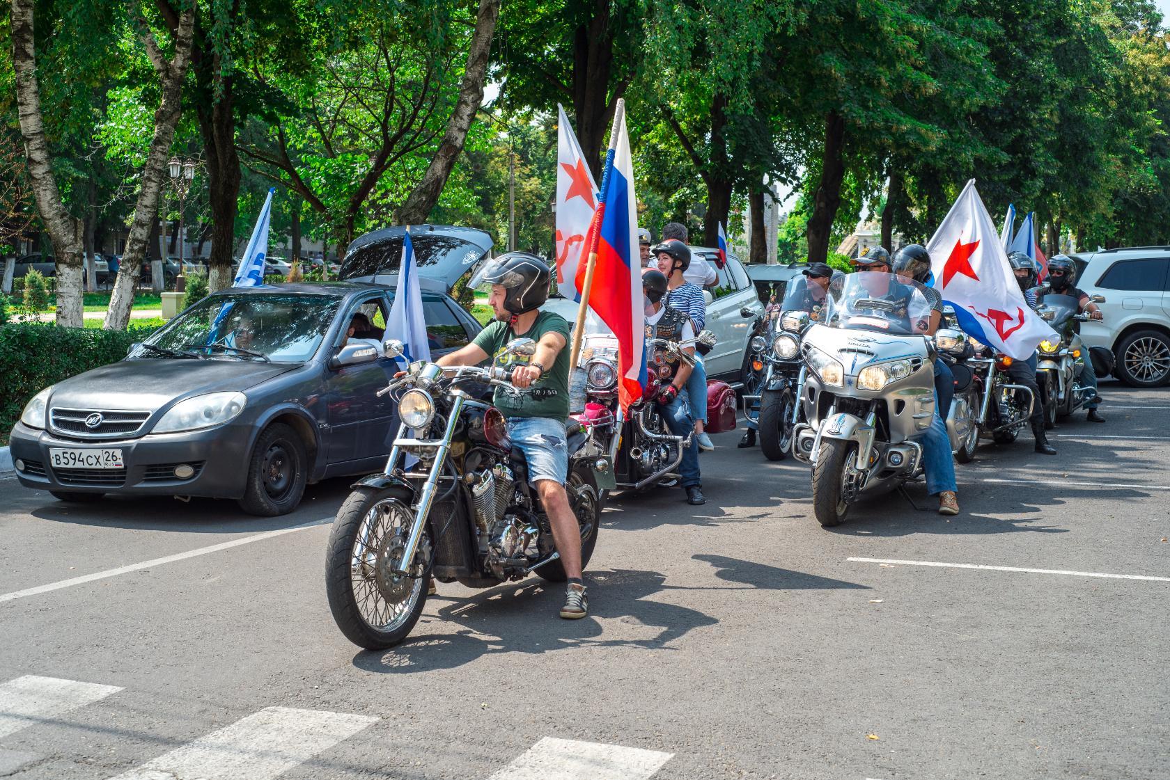 автопробег в День ВМФ 2019
